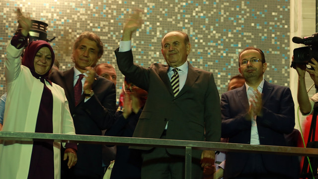 İstanbul Büyükşehir Belediye Başkanı Topbaş: