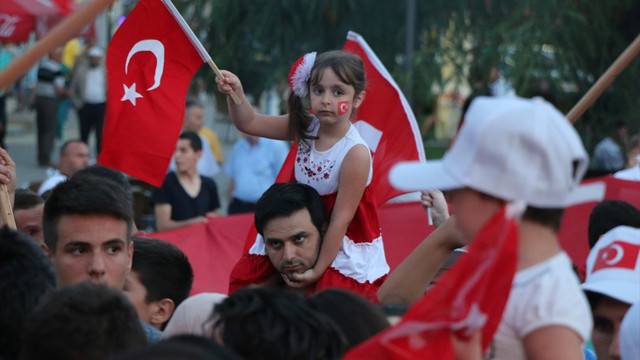 FETÖ'nün darbe girişimine dünyadan tepkiler