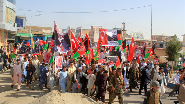 FETÖ'nün darbe girişimine dünyadan tepkiler