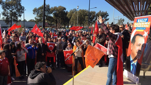 FETÖ'nün darbe girişimine dünyadan tepkiler