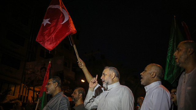 FETÖ'nün darbe girişimine dünyadan tepkiler