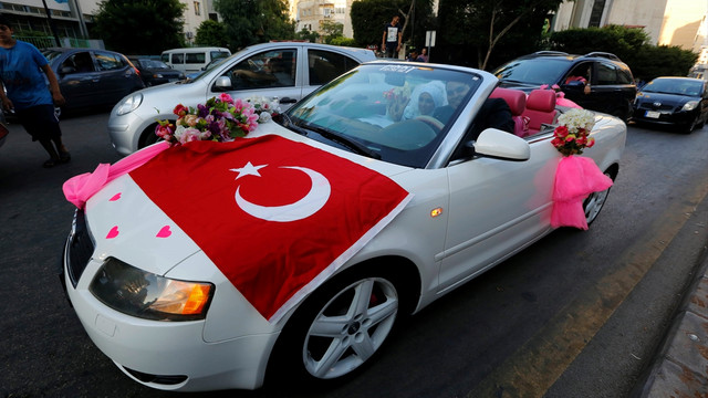 FETÖ'nün darbe girişimine dünyadan tepkiler
