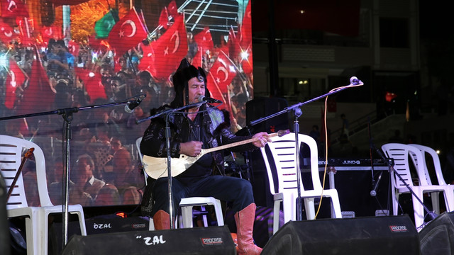 FETÖ'nün darbe girişimine tepkiler