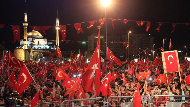 FETÖ'nün darbe girişimine tepkiler