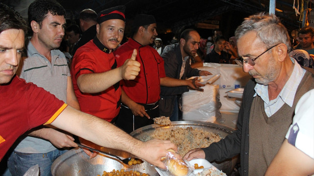 FETÖ'nün darbe girişimine tepkiler
