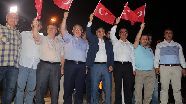 FETÖ'nün darbe girişimine tepkiler