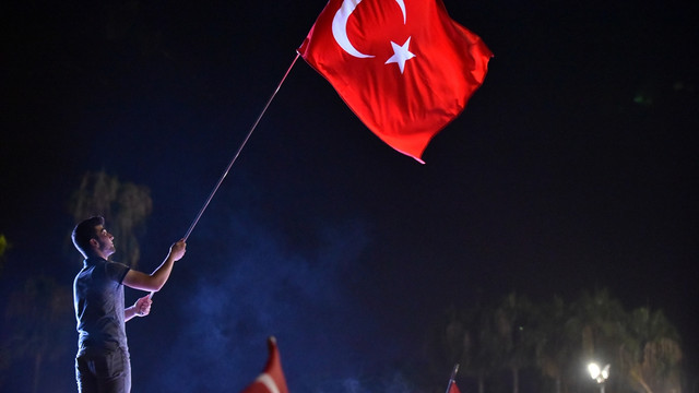 FETÖ'nün darbe girişimine tepkiler