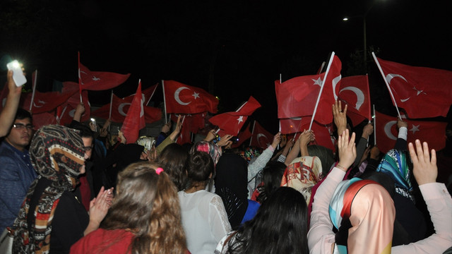 FETÖ'nün darbe girişimine tepkiler