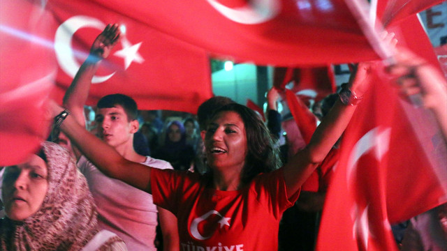 FETÖ'nün darbe girişimine tepkiler