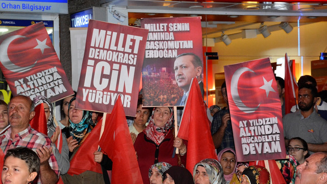 FETÖ'nün darbe girişimine tepkiler