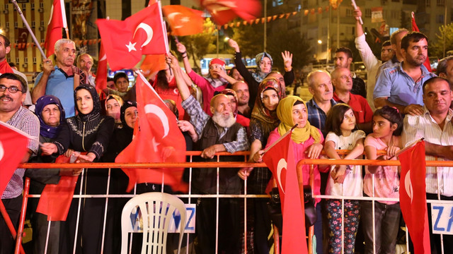 FETÖ'nün darbe girişimine tepkiler