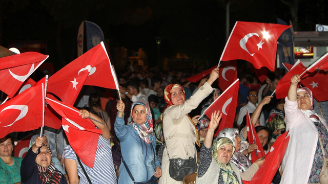 FETÖ'nün darbe girişimine tepkiler