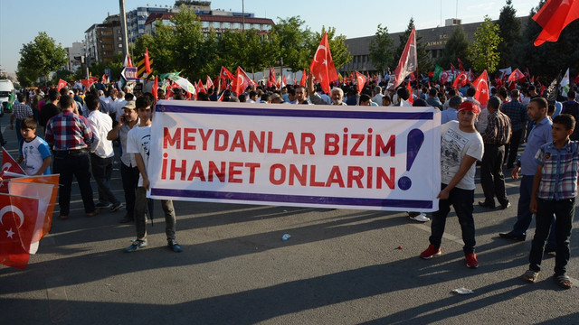 FETÖ'nün darbe girişimine tepkiler