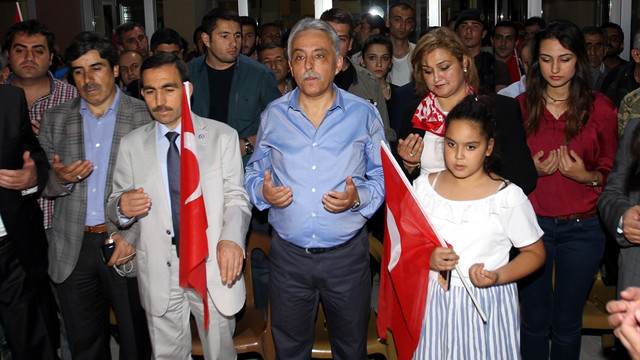 FETÖ'nün darbe girişimine tepkiler