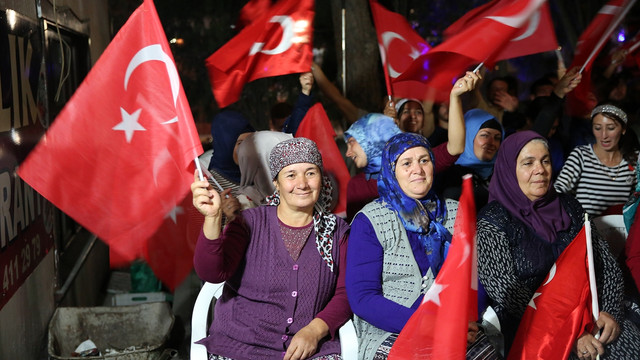 FETÖ’nün darbe girişimine tepkiler