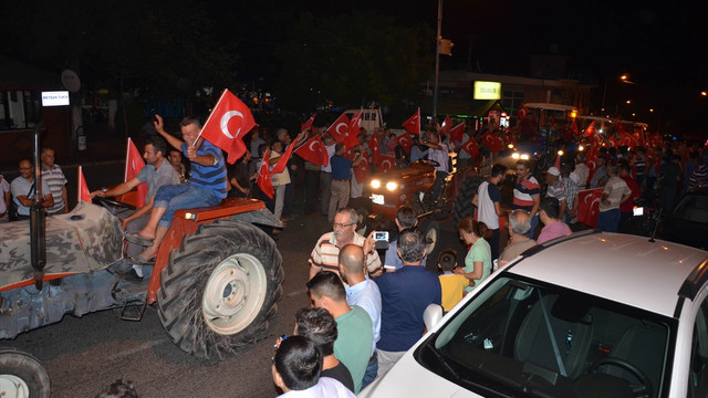FETÖ'nün darbe girişimine tepkiler