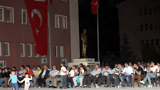 FETÖ'nün darbe girişimine tepkiler