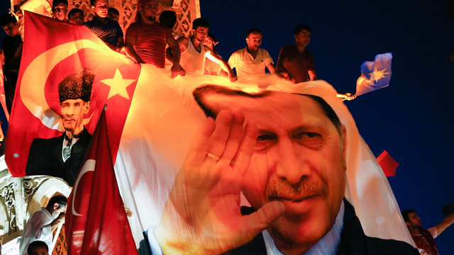 FETÖ'nün darbe girişimine tepkiler