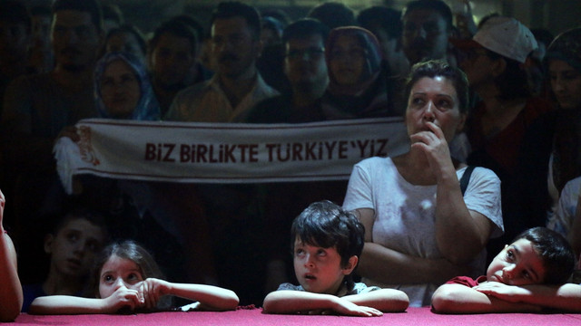 FETÖ'nün darbe girişimine tepkiler