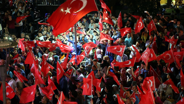 FETÖ'nün darbe girişimine tepkiler