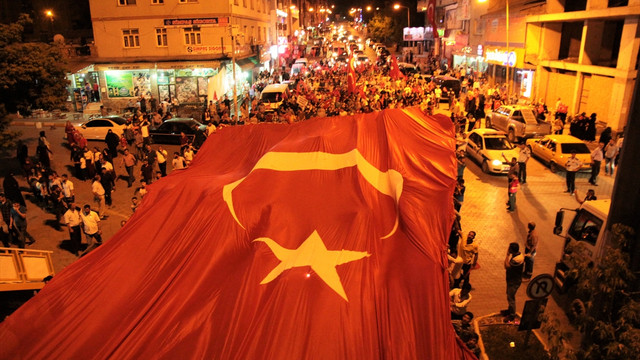 FETÖ'nün darbe girişimine tepkiler