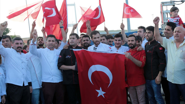 FETÖ'nün darbe girişimine tepkiler