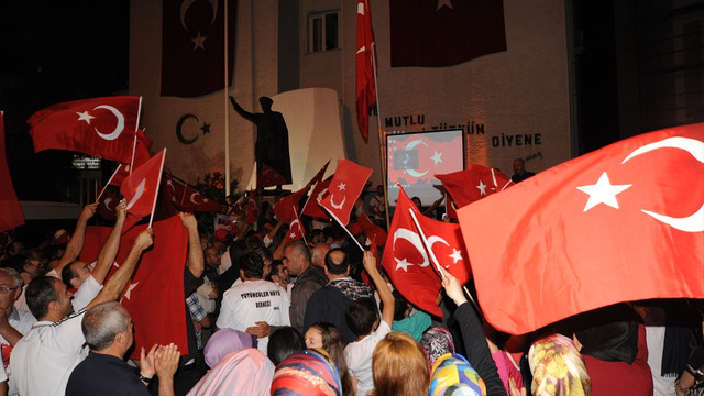 FETÖ'nün darbe girişimine tepkiler