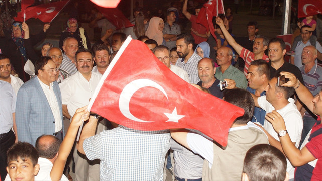 FETÖ'nün darbe girişimine tepkiler