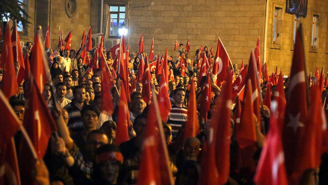 FETÖ'nün darbe girişimine tepkiler