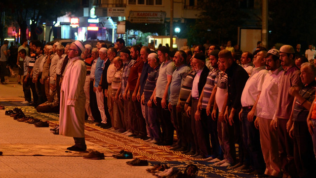 FETÖ'nün darbe girişimine tepkiler