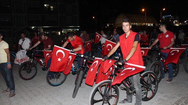 FETÖ'nün darbe girişimine tepkiler