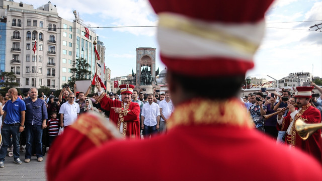 FETÖ'nün darbe girişimine tepkiler