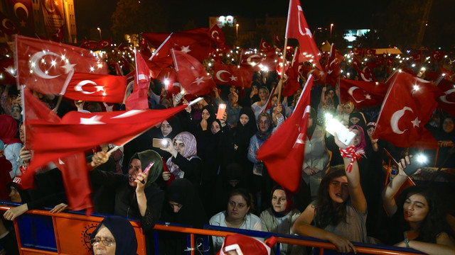 FETÖ'nün darbe girişimine tepkiler