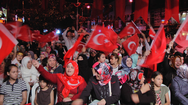 FETÖ'nün darbe girişimine tepkiler