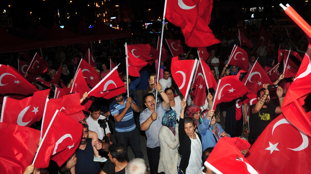 FETÖ'nün darbe girişimine tepkiler