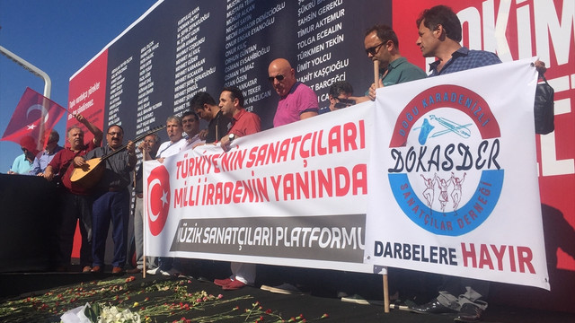 FETÖ'nün darbe girişimine tepkiler