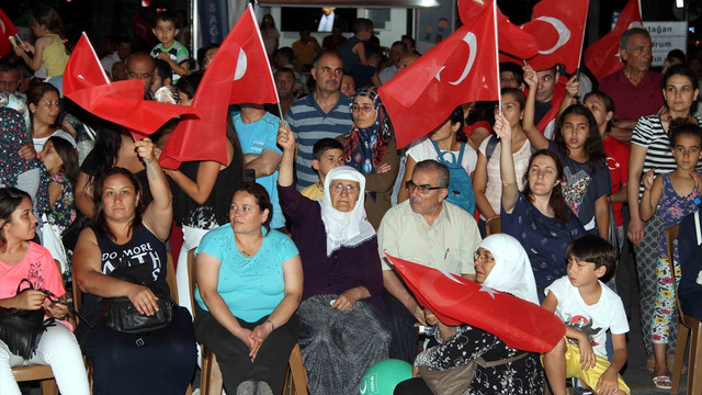 FETÖ'nün darbe girişimine tepkiler