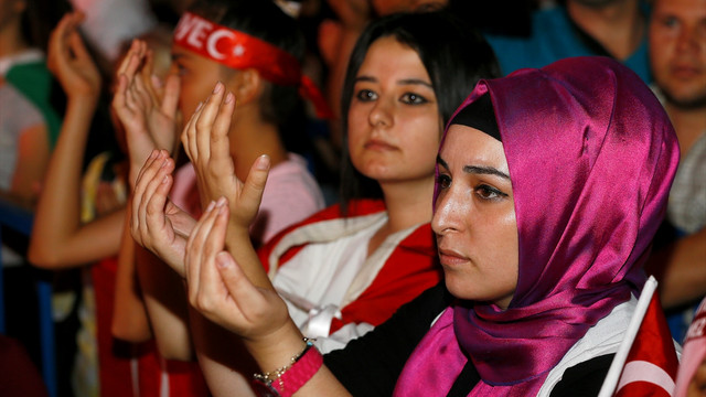FETÖ'nün darbe girişimine tepkiler