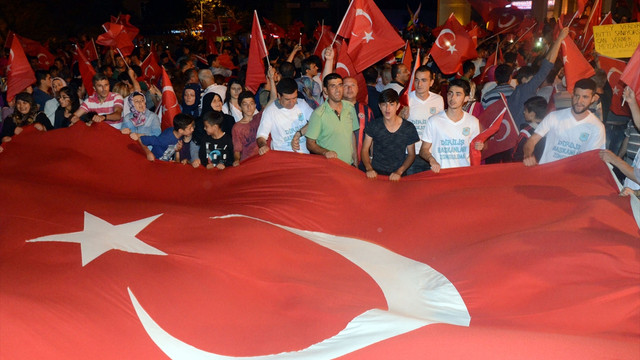 FETÖ'nün darbe girişimine tepkiler