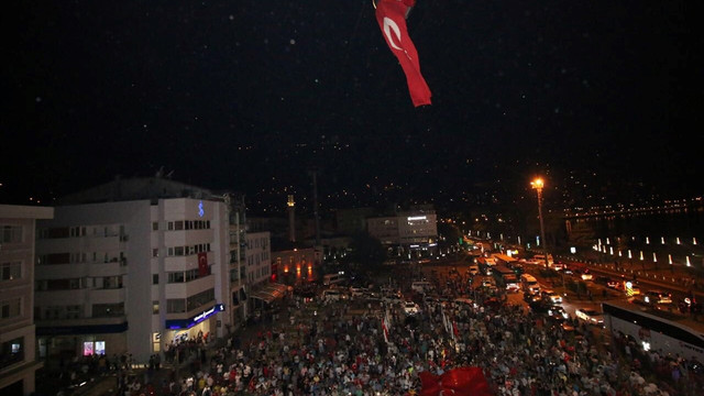 FETÖ'nün darbe girişimine tepkiler