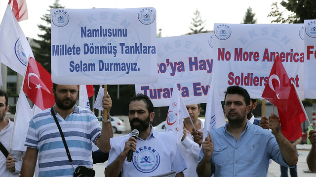FETÖ'nün darbe girişimine tepkiler