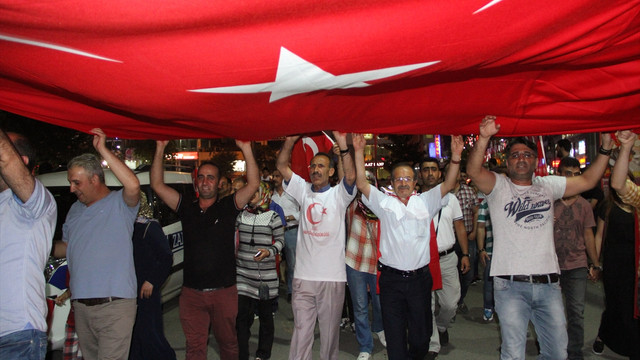 FETÖ'nün darbe girişimine tepkiler