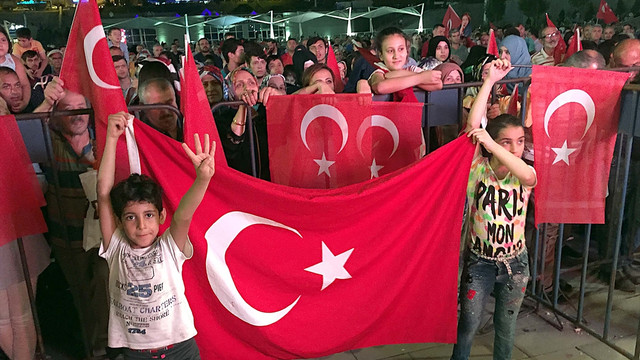 FETÖ’nün darbe girişimine tepkiler