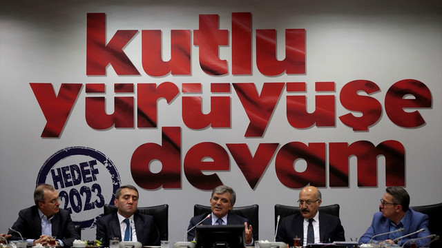 Gül'den geçmiş olsun ziyareti