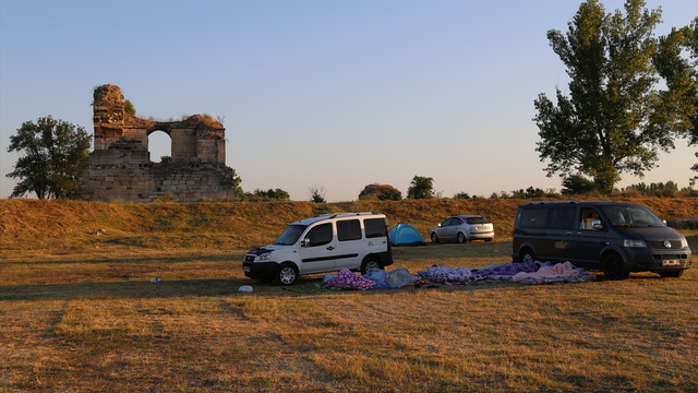 Güreşle yatıp güreşle kalkıyorlar