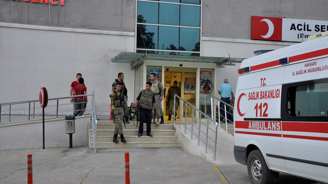 Hakkari'de terör saldırısı: 2 asker yaralı