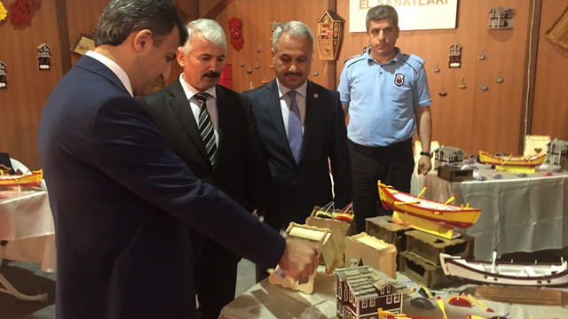 Hükümlüler cezaevinde üretiyor fuarlarda satılıyor