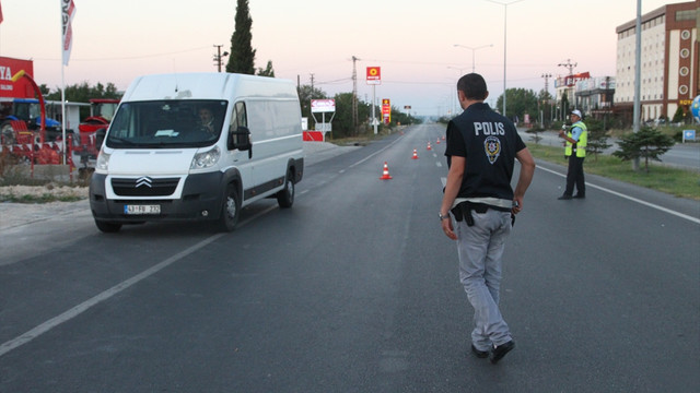 İstanbul ve Ankara'da FETÖ'den darbe girişimi