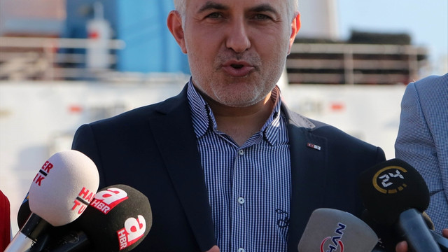 İyilik gemisi Aşdod Limanı'nda