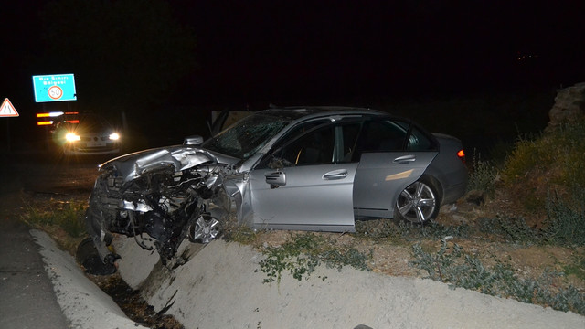İzmir'de trafik kazası: 1 ölü, 3 yaralı